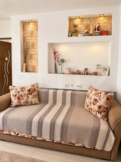 Apartament cu 2 camere semidecomandat, mobilat în Dâmbu Pietros
