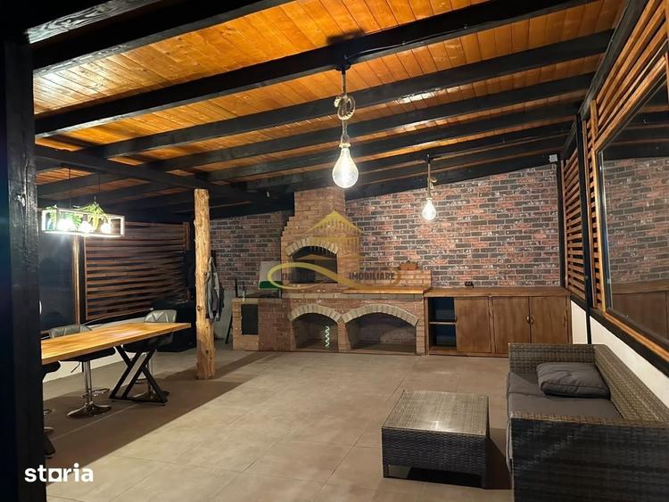 Casă cu 2 camere cu Teren 2500 Mp în Dofteana