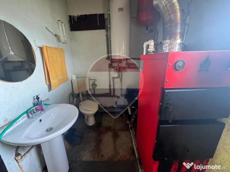Casă cu 3 camere cu Teren 2244 Mp în Jorăști