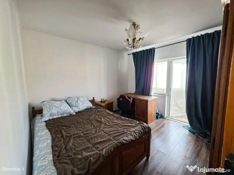 Apartament cu 4 camere decomandat în Obcini