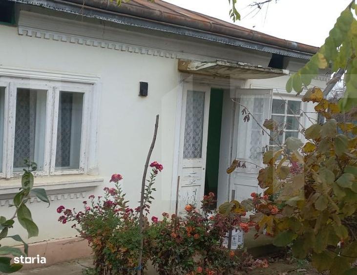Casă cu 2 camere cu Teren 1172 Mp în Central