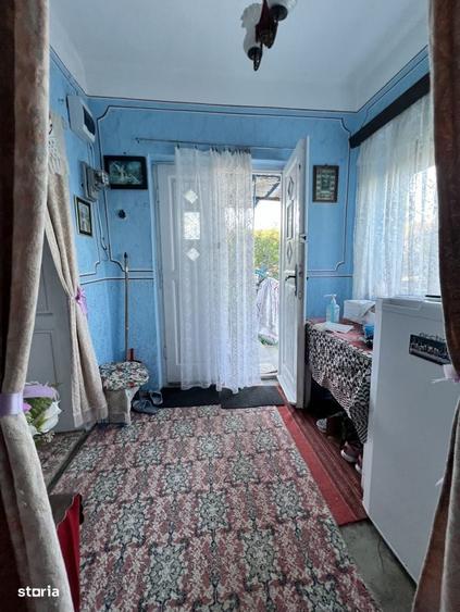 Casă cu 4 camere în Pata