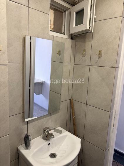 Garsoniera G8 parter! complet utilata!