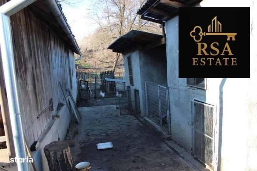 Casă cu 4 camere în Barcanele