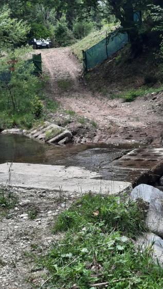 Teren de 3768 mp, în Uric