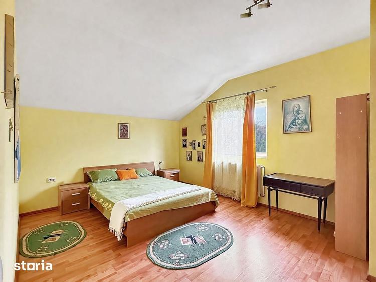 Casă cu 5 camere decomandat cu Teren 281 Mp în Șagului