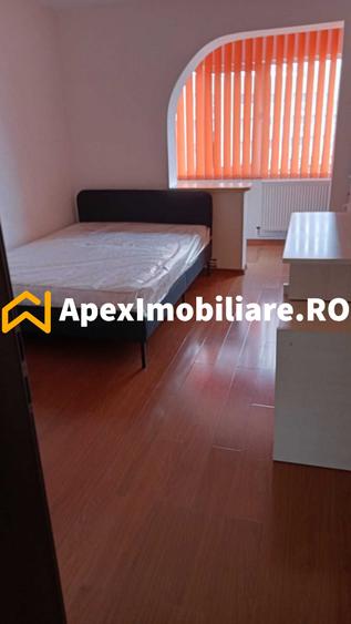 Apartament cu 3 camere decomandat, mobilat în Dristor