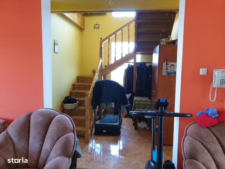 Casă cu 4 camere în Sâncraiu de Mureș