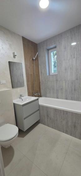 Apartament cu 3 camere decomandat în Cantacuzino