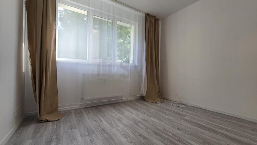 Apartament cu 3 camere semidecomandat, mobilat în Gara de Nord