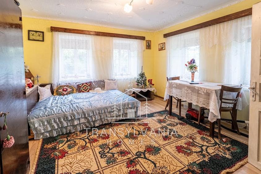 Casă cu Teren 1425 Mp în Năsal