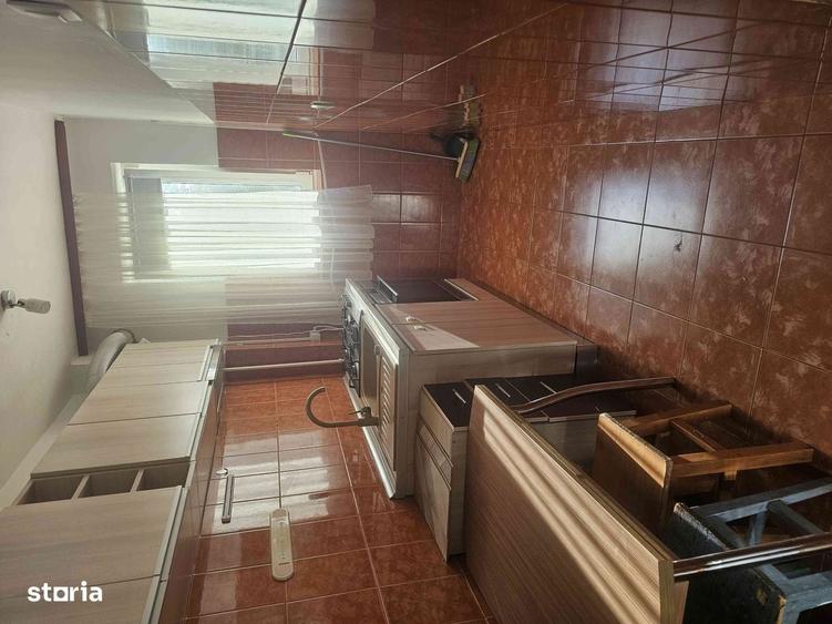 Apartament 3 Camere De Inchiriat Trivale, Complex 2 Pitesti - 3