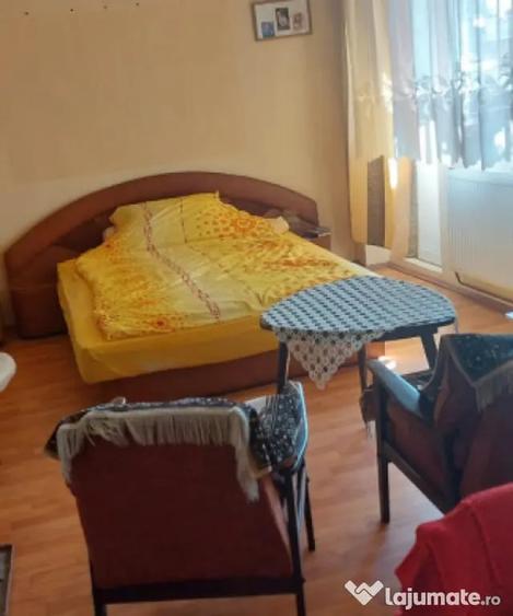 Casă cu 4 camere cu Teren 399 Mp în Central