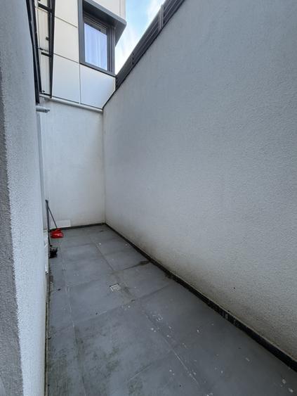 Apartament, mobilat, curte engleza, liber - 2
