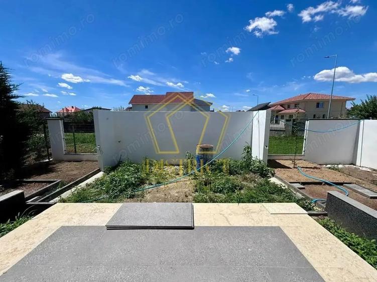 Casă cu 4 camere cu Teren 180 Mp în Giarmata