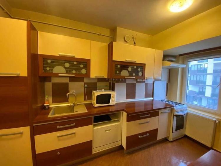 Apartament cu 2 camere decomandat în Exterior Vest