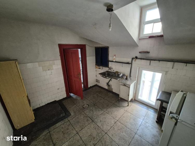 Apartament cu 7 camere în Centrul Istoric