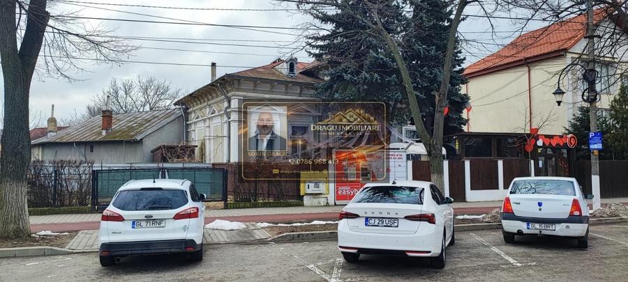 Spațiu comercial, de 300 mp, în Central