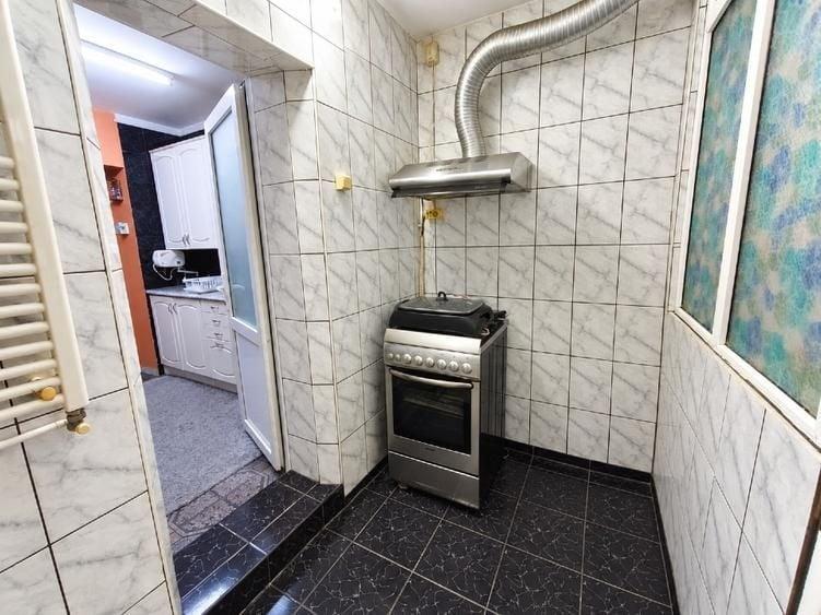 Apartament cu 2 camere decomandat, mobilat în Sebastian