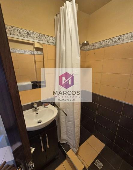 Apartament cu 3 camere decomandat în Cuptoare (Reșița)