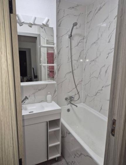 Apartament cu 2 camere în Botizului