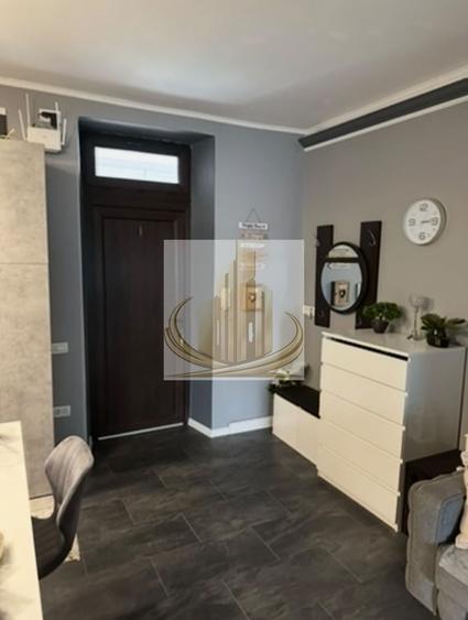 Apartament cu 2 camere semidecomandat, mobilat în Badea Cârțan
