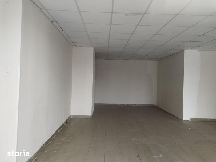 Spațiu comercial, de 55 mp, în Gară