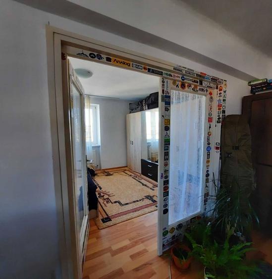 Apartament cu 2 camere, mobilat în Plopilor