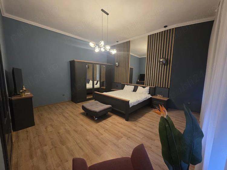 Apartament cu 3 camere semidecomandat în Central