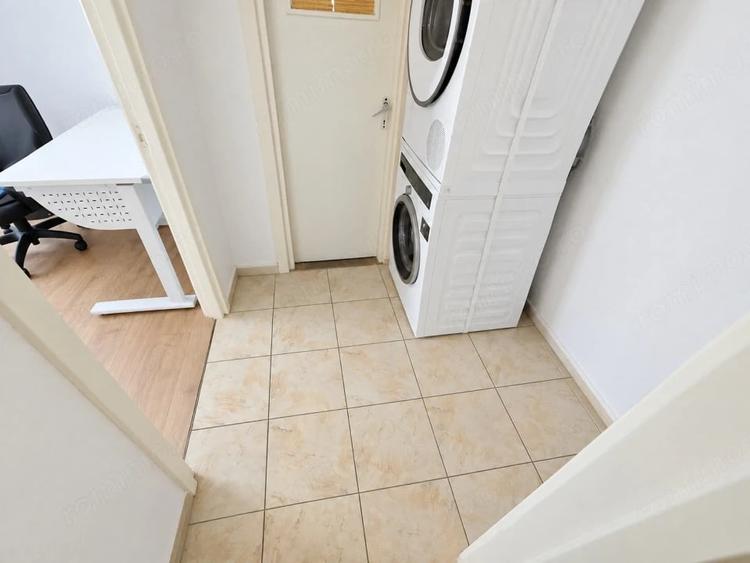 Apartament cu 2 camere semidecomandat în Craiovei