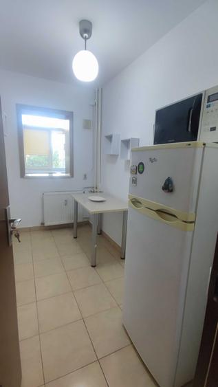 Garsonieră decomandată în Banu Manta