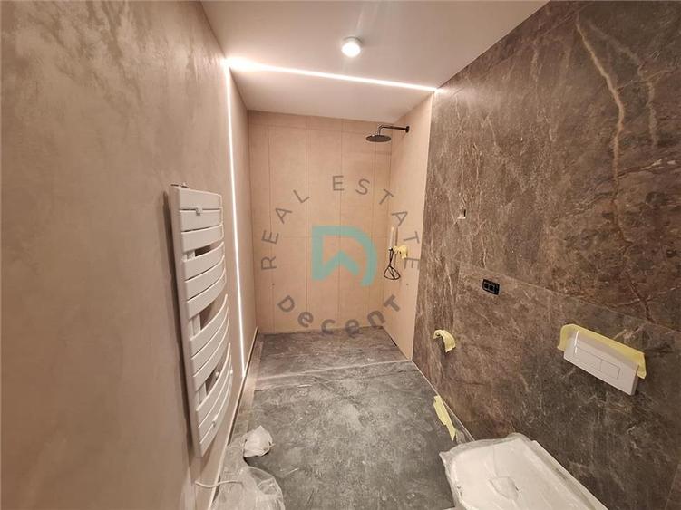 Apartament cu 2 camere semidecomandat în Tractorul