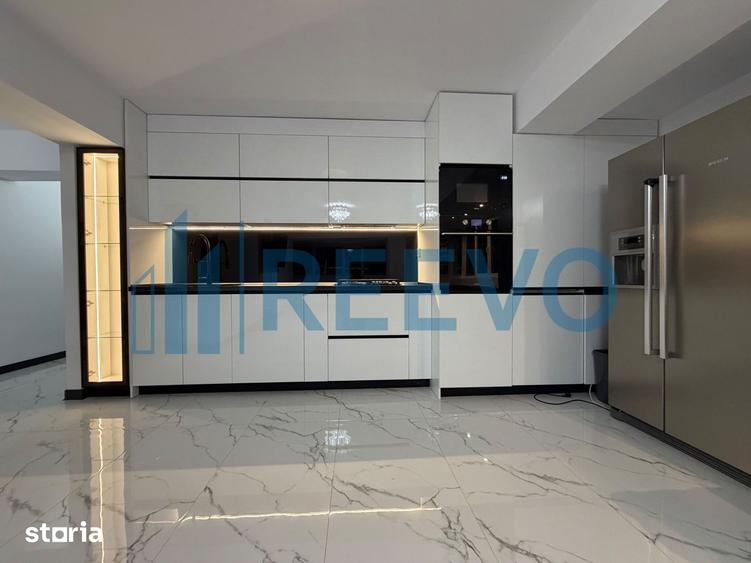 Apartament cu 3 camere decomandat, mobilat în Bistrița Lac