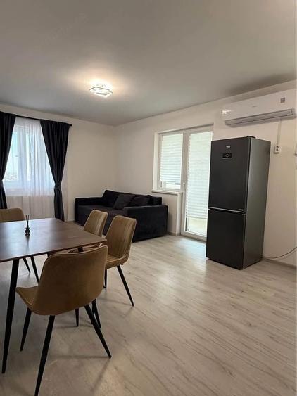 Apartament cu 3 camere decomandat, mobilat în Berceni