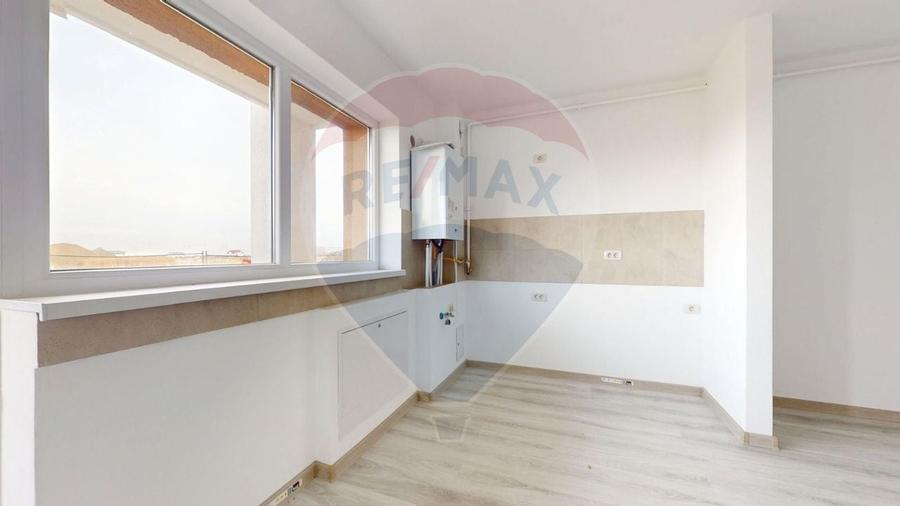 Apartament cu 2 camere decomandat în Sânpetru