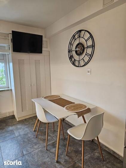 Apartament cu 3 camere în Ultracentral