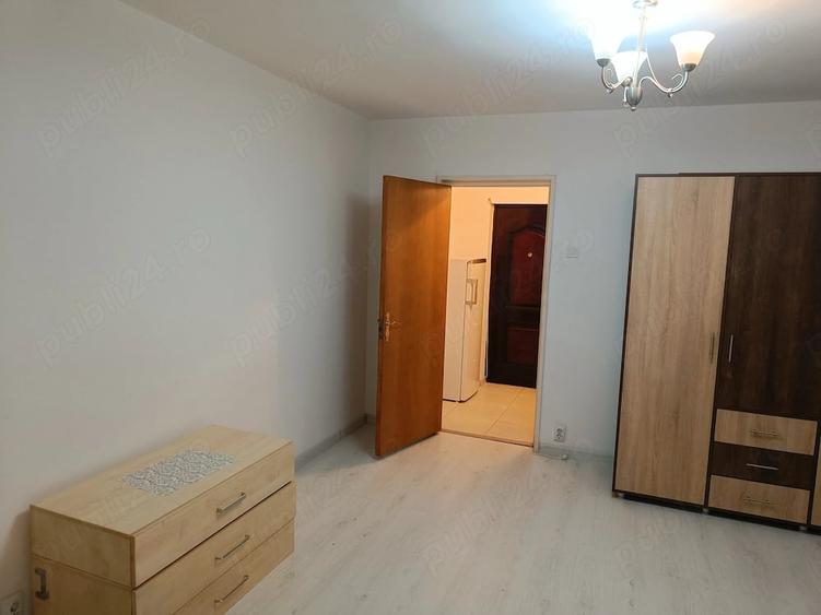 Garsonieră semidecomandată în Costin Georgian