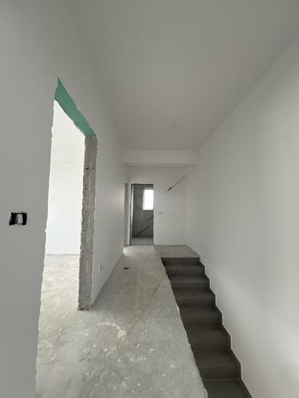 Duplex cu 4 camere cu Canalizare în Giroc