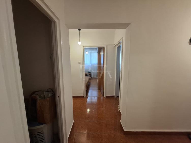 Apartament cu 3 camere decomandat, mobilat în Drumul Taberei