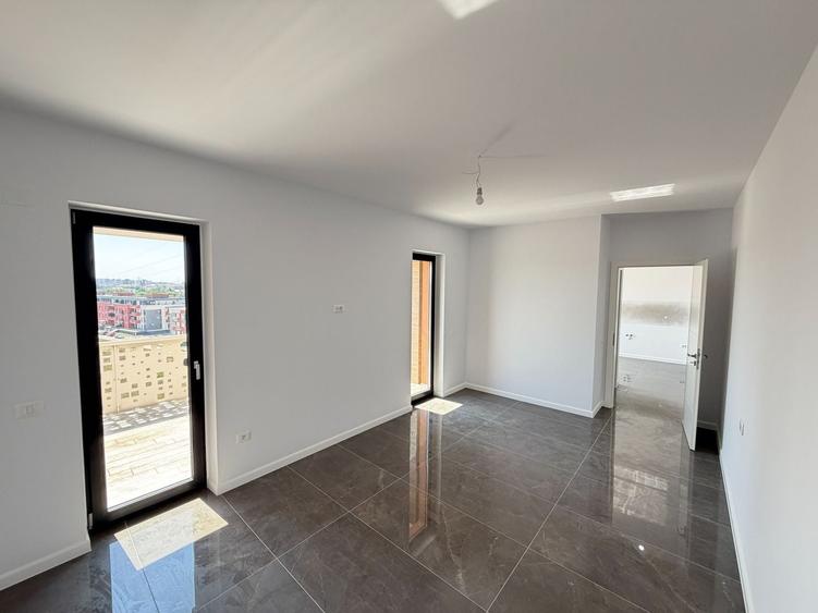 Apartament cu 2 camere semidecomandat în Torontalului