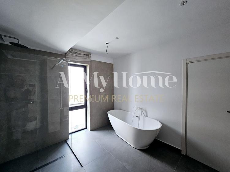 Duplex cu 5 camere cu Canalizare în Pipera