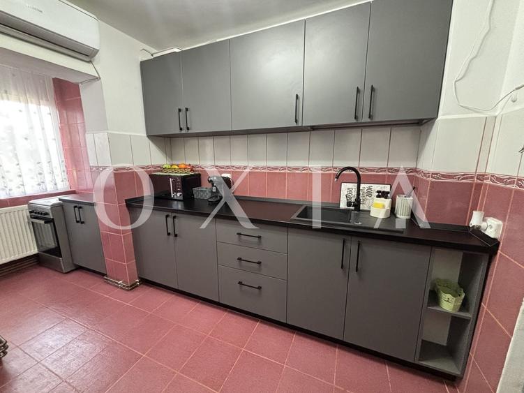 Apartament cu 2 camere semidecomandat, mobilat în Lipovei