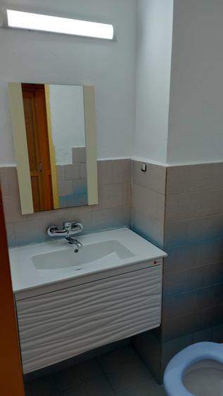 Apartament cu 3 camere decomandat în Dorobanți