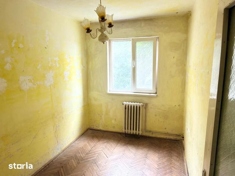 Apartament cu 4 camere în Girocului
