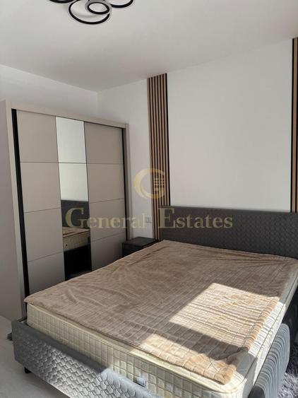 Apartament cu 3 camere în Tractorul