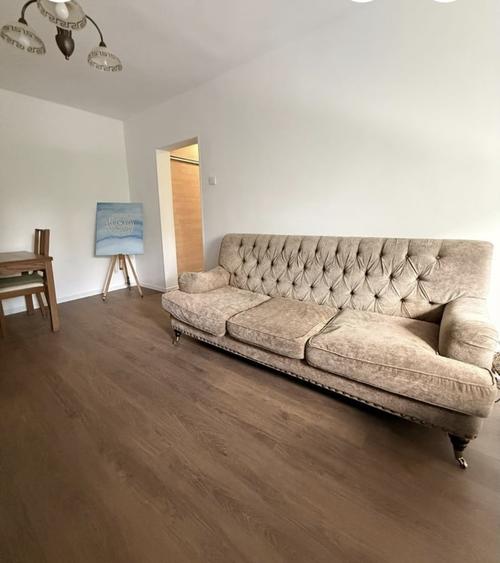 Apartament cu 2 camere decomandat în Teiul Doamnei