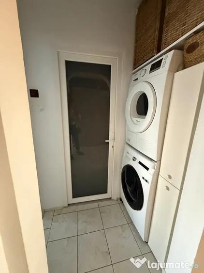 Apartament cu 3 camere decomandat în Lipovei