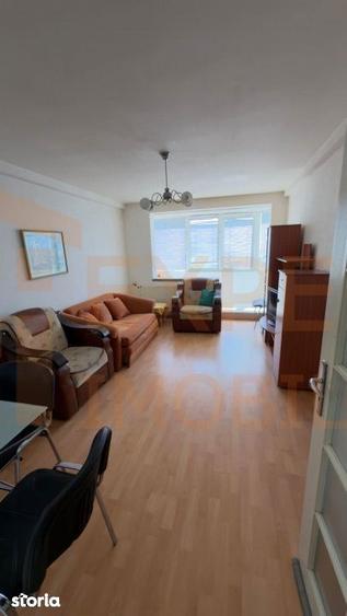 Apartament cu 2 camere, mobilat în Central