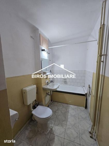 Garsonieră decomandată în Valea Rosie