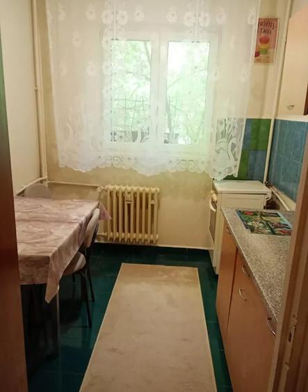Apartament cu 2 camere decomandat, mobilat în Drumul Taberei